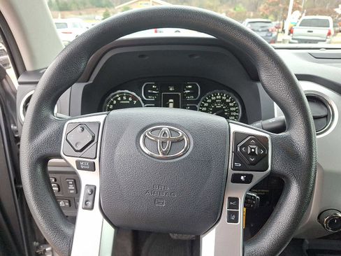 Used 2018 Toyota Tundra SR5 image 20