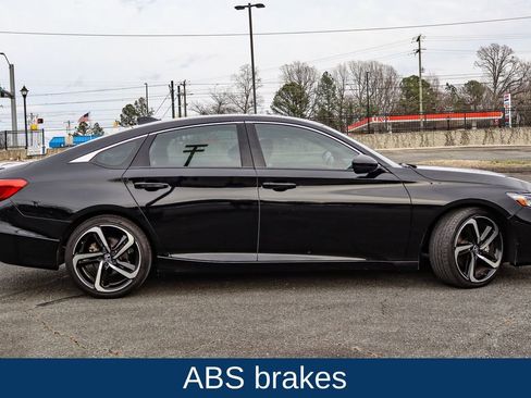 Used 2022 Honda Accord Sport image 9