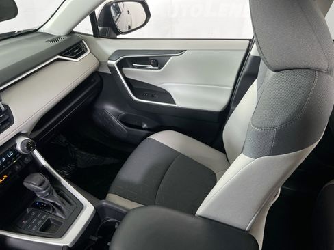 Used 2024 Toyota RAV4 XLE w/ Convenience Package image 23