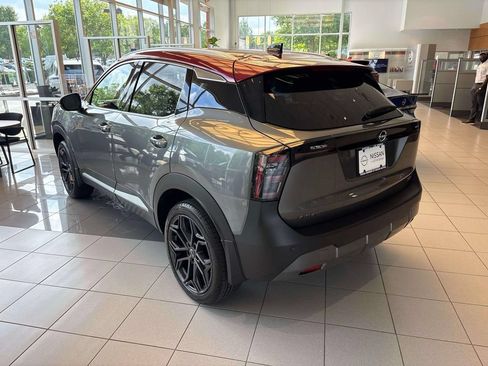 New 2026 Nissan Kicks SR FWD image 5