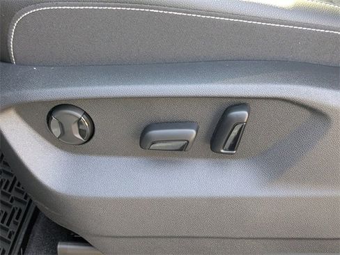 New 2026 Volkswagen Atlas SE image 21