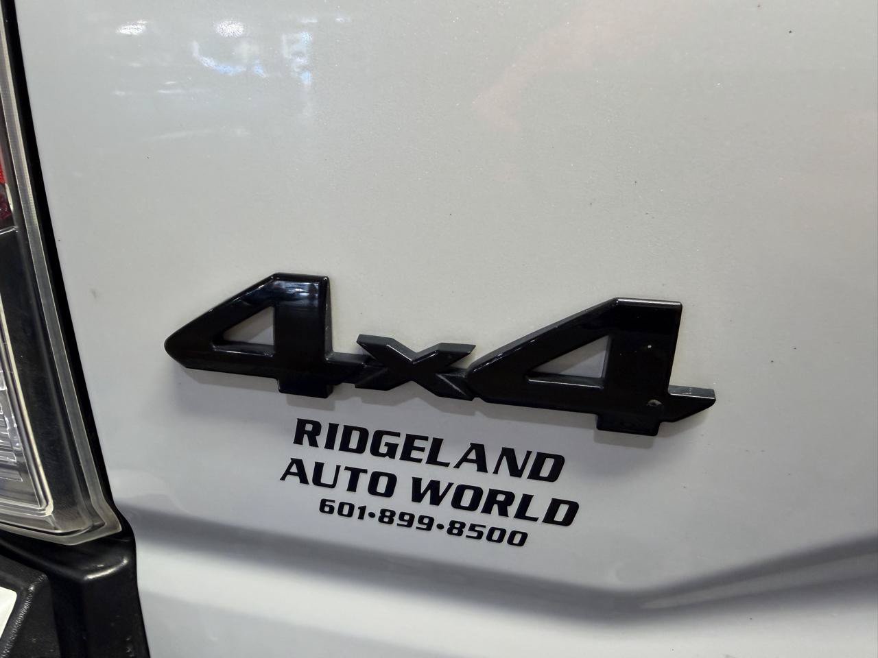 Used 2021 Toyota Tacoma Limited w/ Nightshade Package AWD/4WD image 31