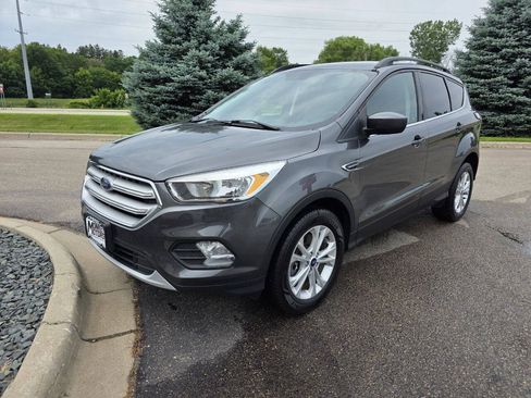 Used 2018 Ford Escape SE AWD/4WD image 5