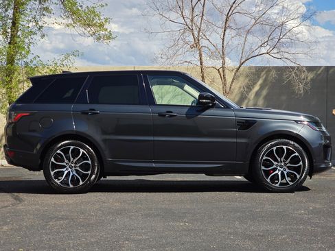 Used 2019 Land Rover Range Rover Sport HSE Dynamic image 11