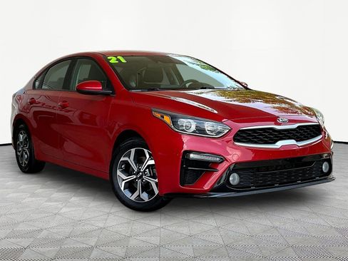Used 2021 Kia Forte LXS FWD image 3
