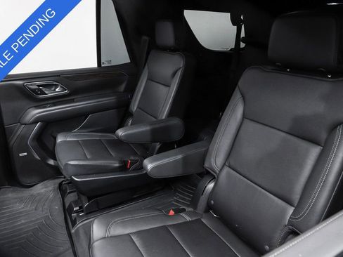 Used 2022 Chevrolet Tahoe Z71 image 12