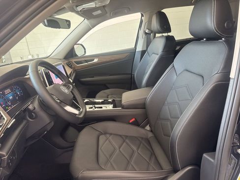 New 2026 Volkswagen Atlas SE AWD/4WD image 11