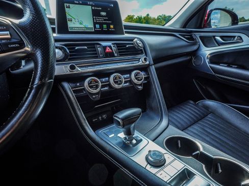 Used 2019 Genesis G70 2.0T Advanced w/ Elite Package image 29