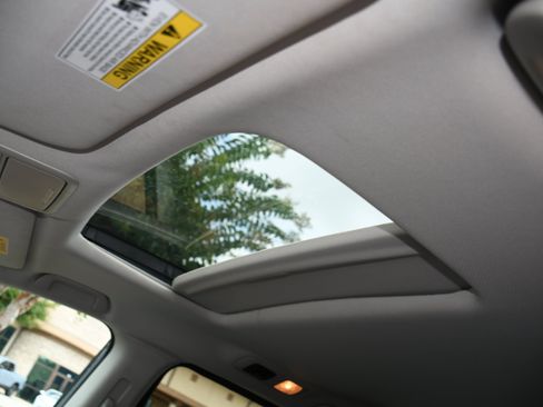Used 2025 Honda Odyssey EX-L image 7