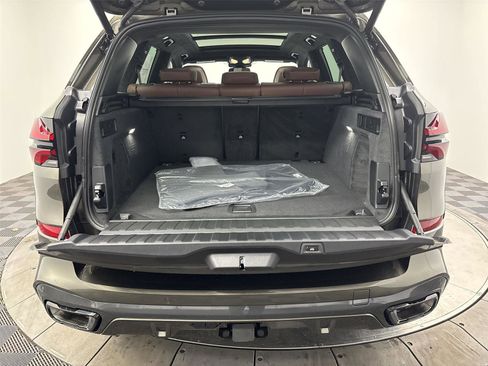 New 2026 BMW X5 xDrive40i w/ M Sport Package image 21