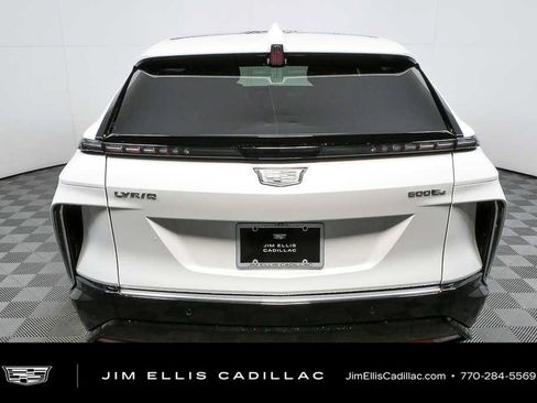 Certified 2025 Cadillac Lyriq Luxury w/ LPO, Floor Liner Package AWD/4WD image 28