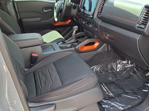 Certified 2024 Nissan Frontier PRO-4X w/ Pro Convenience Package AWD/4WD image 23