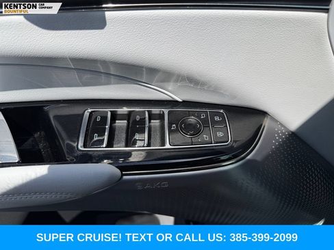 Used 2024 Cadillac Lyriq Sport AWD/4WD image 18
