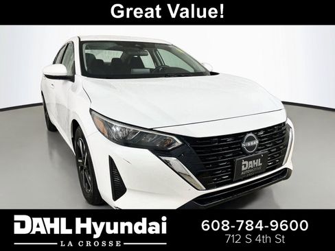 Used 2024 Nissan Sentra SV FWD image 1