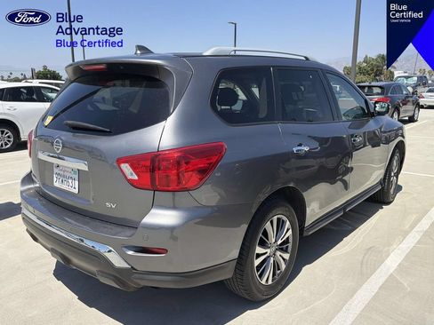 Used 2020 Nissan Pathfinder SV FWD image 16