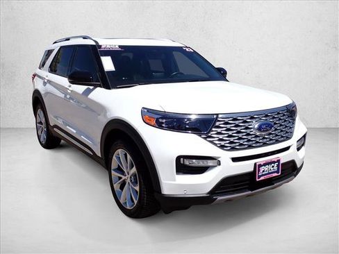Used 2023 Ford Explorer Platinum w/ Technology Package AWD/4WD image 6