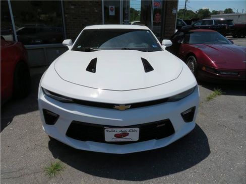 Used 2017 Chevrolet Camaro SS RWD image 16