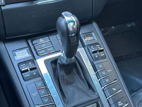 Used 2015 Porsche Macan S image 23