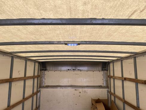 Used 2017 Ford E-350 and Econoline 350 Super Duty RWD image 8