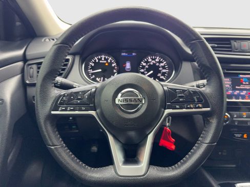 Used 2020 Nissan Rogue S w/ Special Edition Package FWD image 19