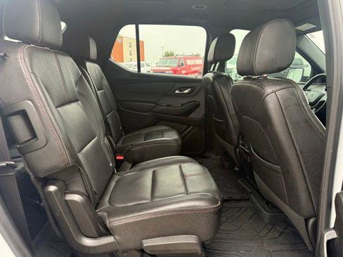 Used 2023 Chevrolet Traverse RS AWD/4WD image 4
