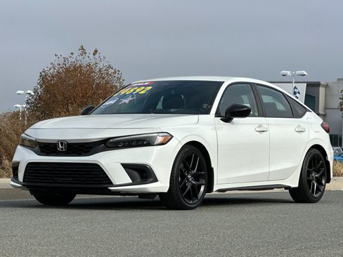 Used 2022 Honda Civic Sport image 8