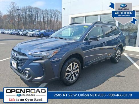 Used 2025 Subaru Outback Premium AWD/4WD image 3