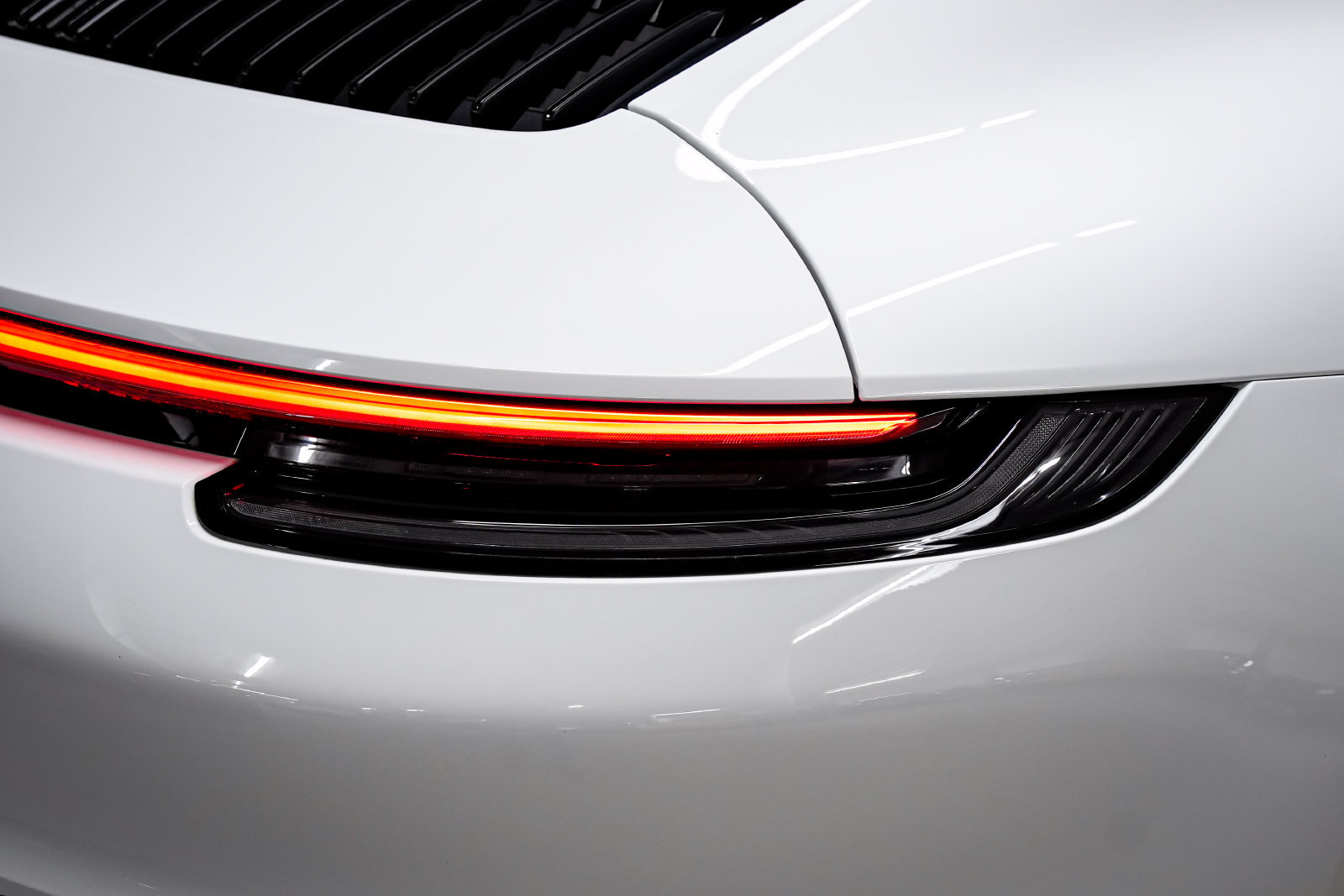 Used 2020 Porsche 911 Carrera S RWD image 36