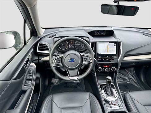Used 2024 Subaru Forester Limited image 24