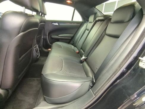 Used 2014 Chrysler 300 C w/ Light Group AWD/4WD image 27
