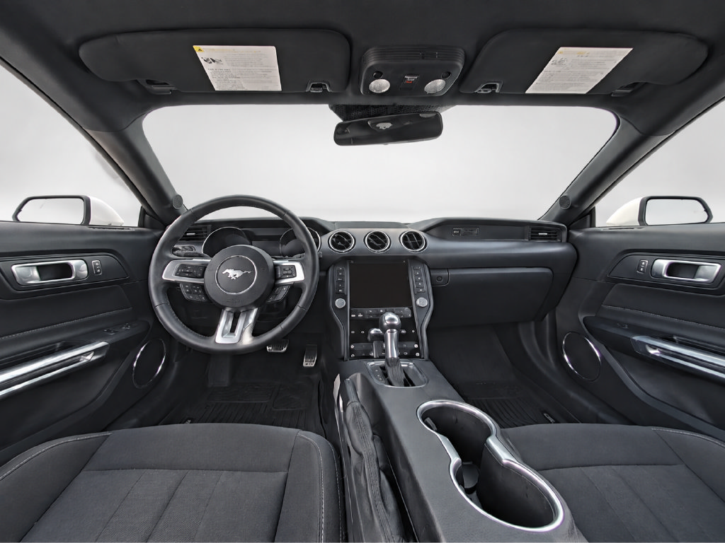 Used 2020 Ford Mustang Coupe RWD image 12