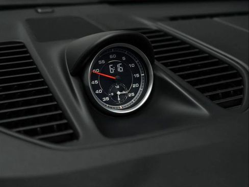 Used 2019 Porsche 911 Turbo S image 24