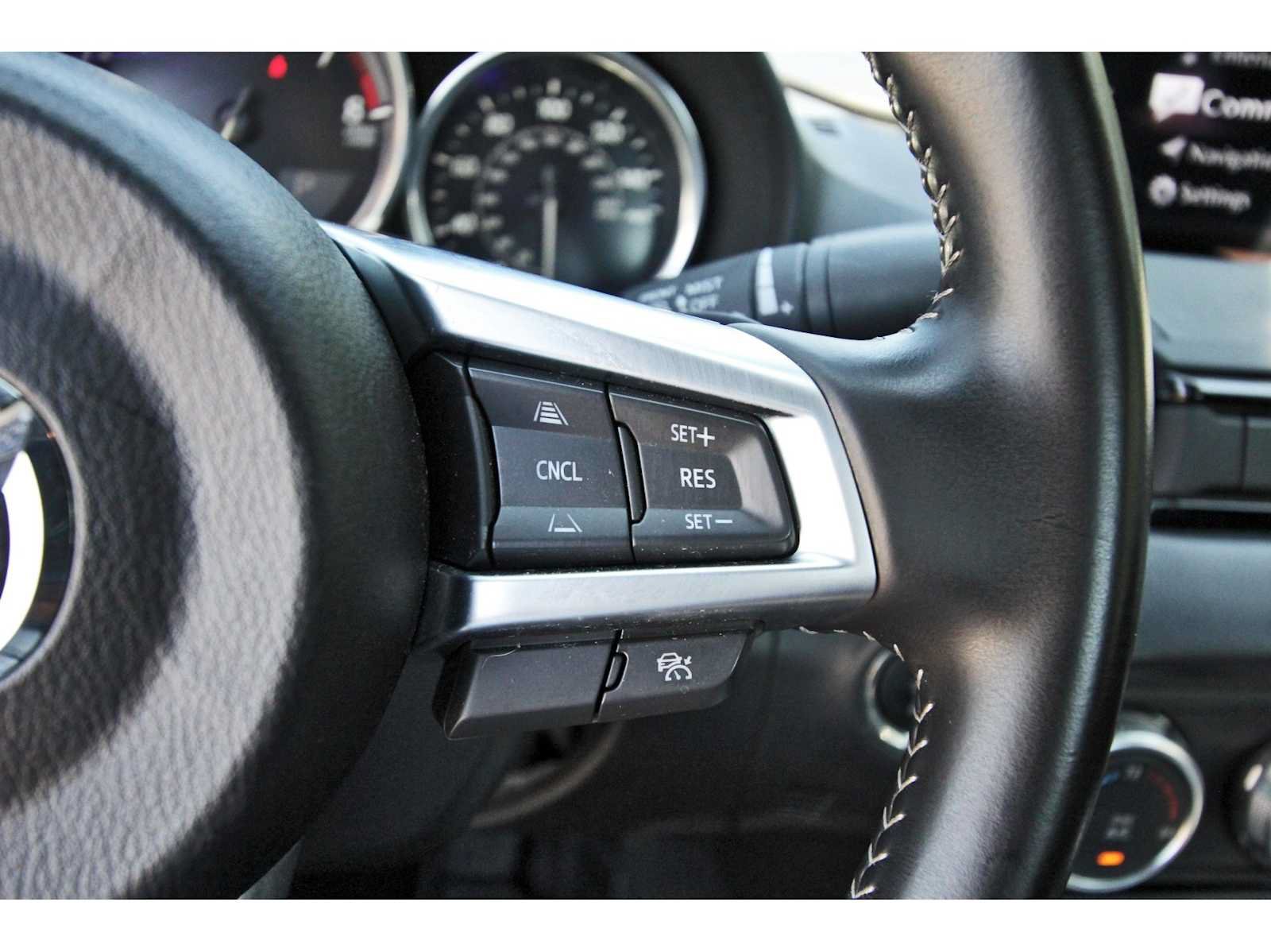 Used 2025 MAZDA MX-5 Miata RF Grand Touring RWD image 11