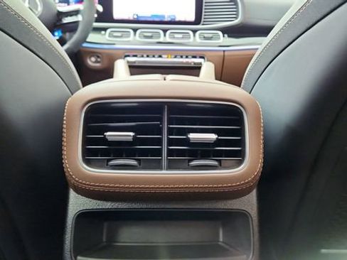 Used 2025 Mercedes-Benz GLE 53 AMG 4MATIC Coupe image 55