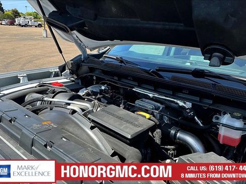 Used 2022 GMC Sierra 2500 SLT AWD/4WD image 30