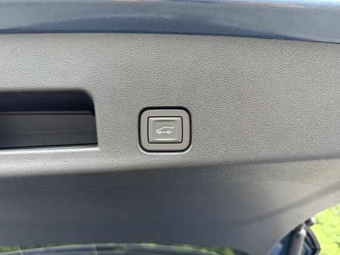 New 2025 Buick Enclave Preferred w/ Power Package image 41