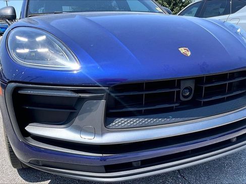 Used 2023 Porsche Macan Turbo AWD/4WD image 38