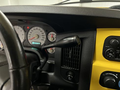 Used 2004 Dodge Ram 1500 Truck SLT w/ Sport Appearance Group image 58