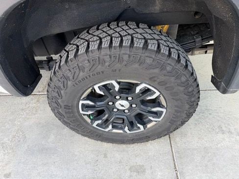 Used 2026 Chevrolet Silverado 1500 ZR2 image 5