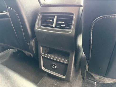 Used 2022 Ford Edge SEL image 41