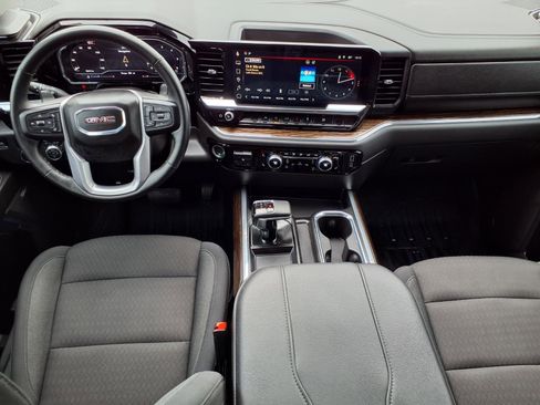 Used 2024 GMC Sierra 1500 Elevation w/ Preferred Package RWD image 5