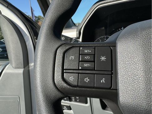 Used 2021 Ford F150 XLT image 14