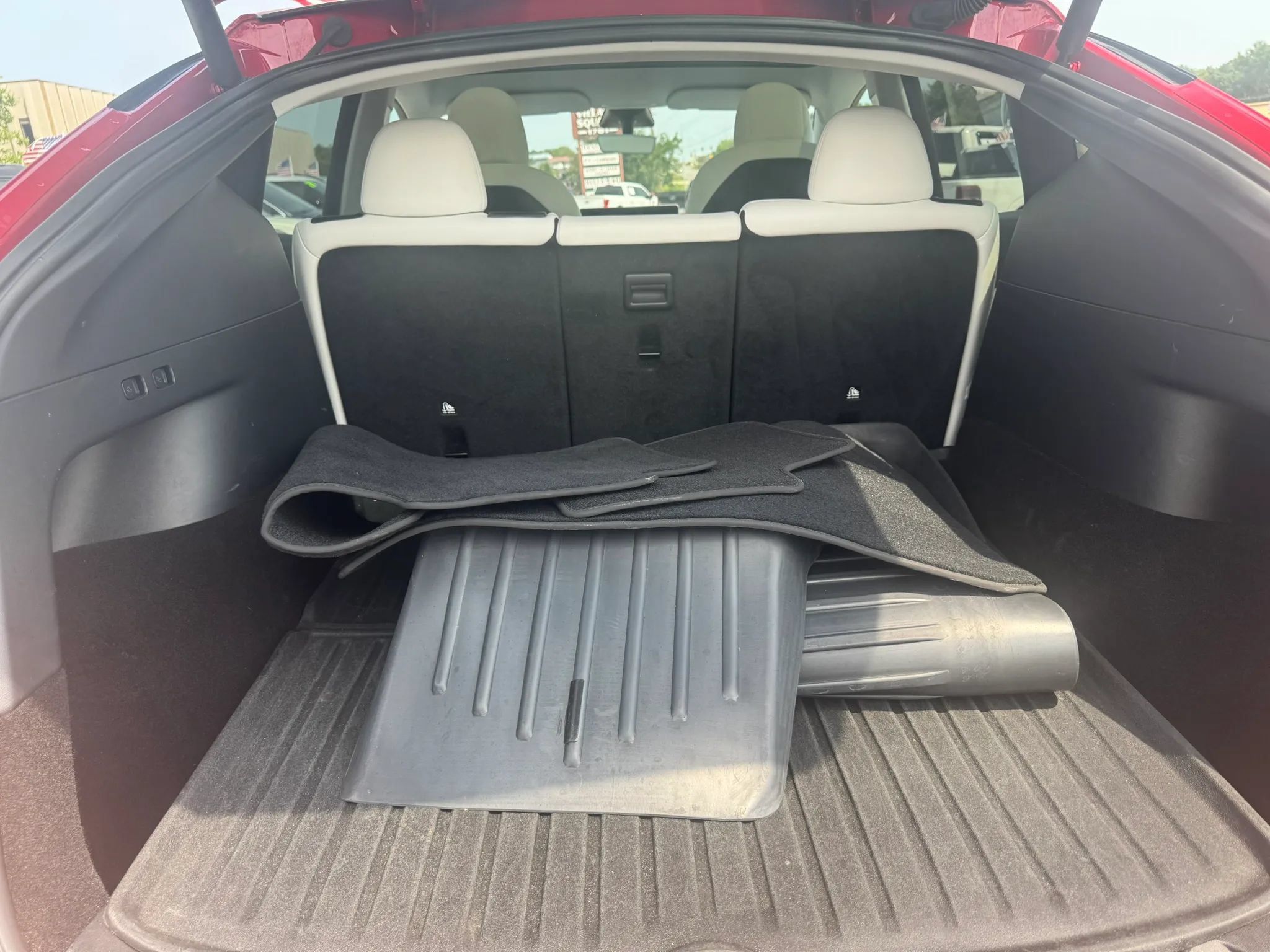Used 2021 Tesla Model Y Long Range AWD/4WD image 6