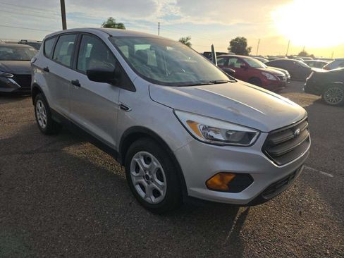 Used 2017 Ford Escape S FWD image 5