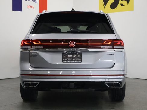 Used 2024 Volkswagen Atlas SEL Premium R-Line AWD/4WD image 11