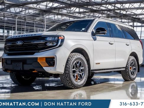 Used 2025 Ford Expedition Tremor image 1