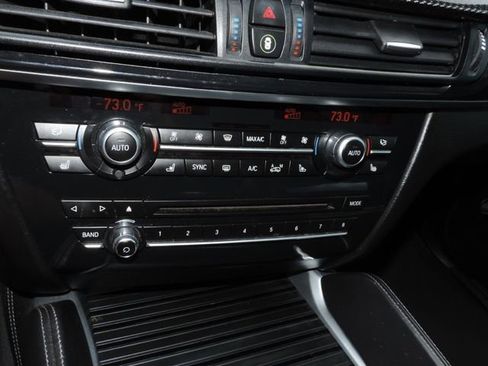 Used 2016 BMW X5 M image 24
