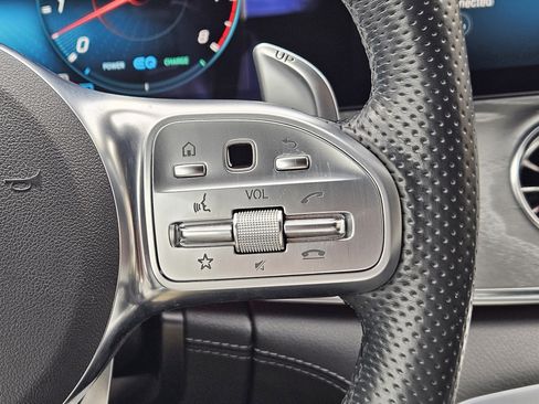 Certified 2021 Mercedes-Benz AMG GT 43 image 28