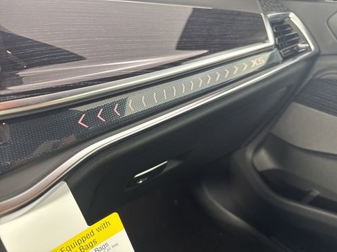 New 2026 BMW X5 xDrive40i w/ M Sport Package image 18