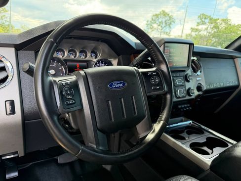 Used 2014 Ford F250 Lariat w/ Chrome Package AWD/4WD image 9